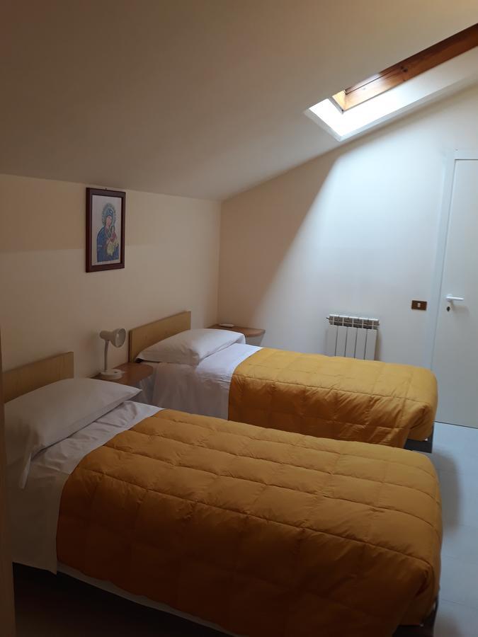 Hotel Molteni Veduggio con Colzano Exteriör bild